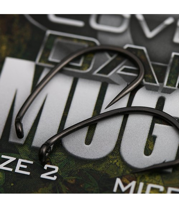 COVERT DARK MUGGA HOOKS BARBED SIZE 6 (5)